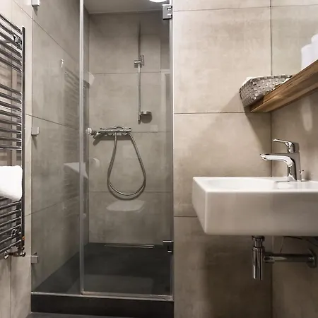 Fino -club Hotel Modrice
