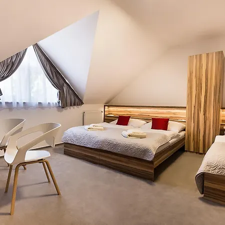 Fino -club 3* Modřice